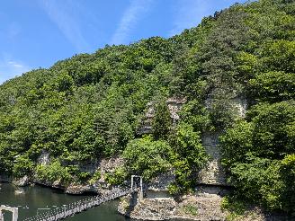 塔のへつり
